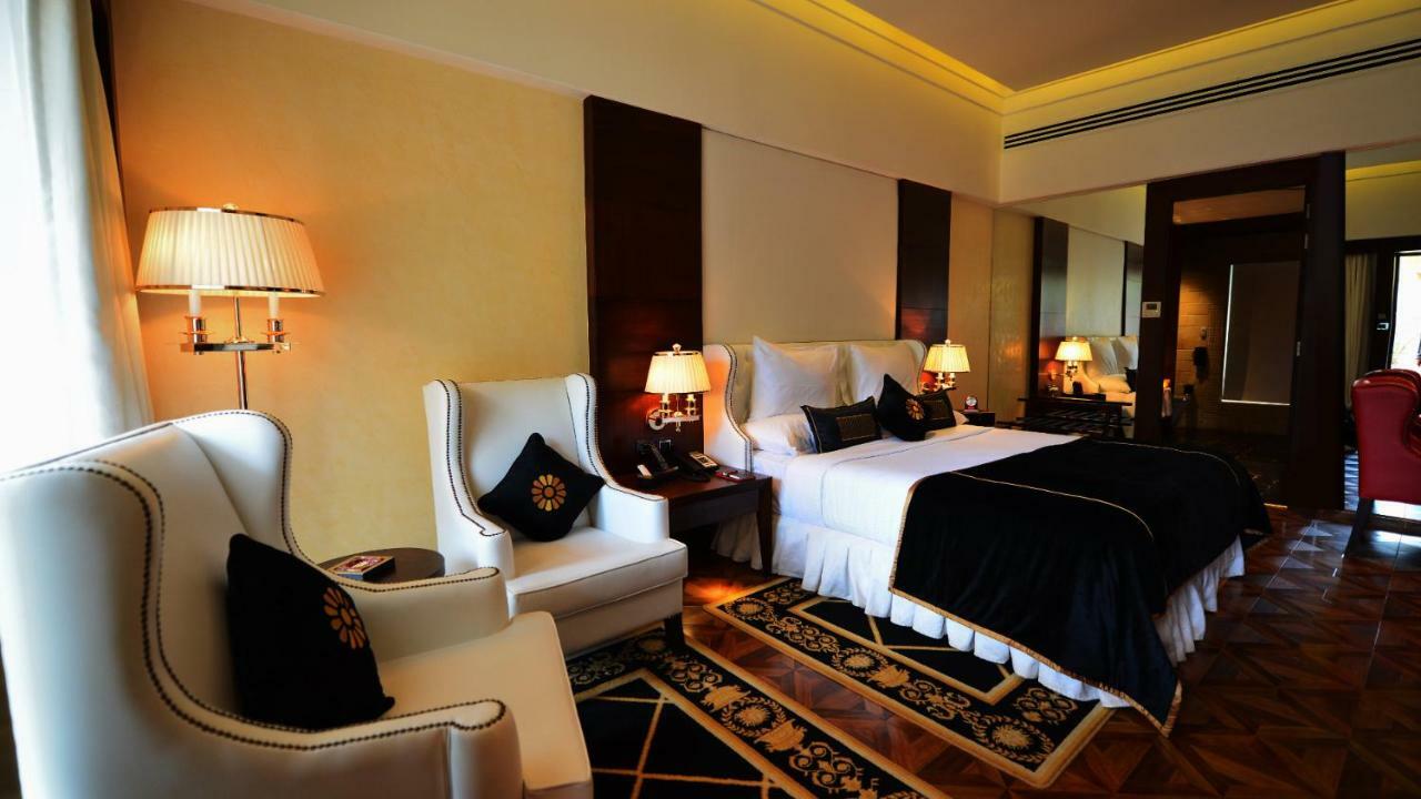 Della Resorts Lonavala Eksteriør billede